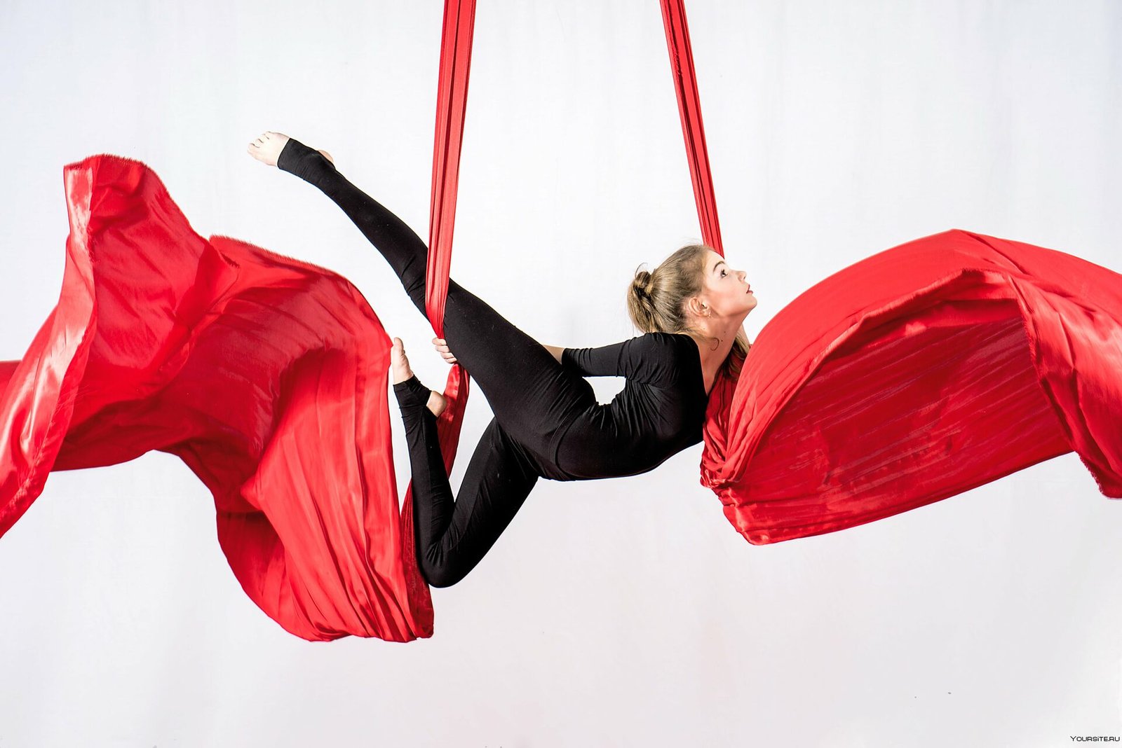 Aerial silk